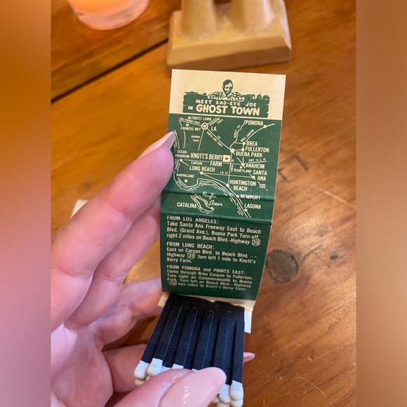 Vintage Knott's Berry Farm And Ghost Town - Buena Park, Cali Souvenir Matchbook - Picture 5 of 6